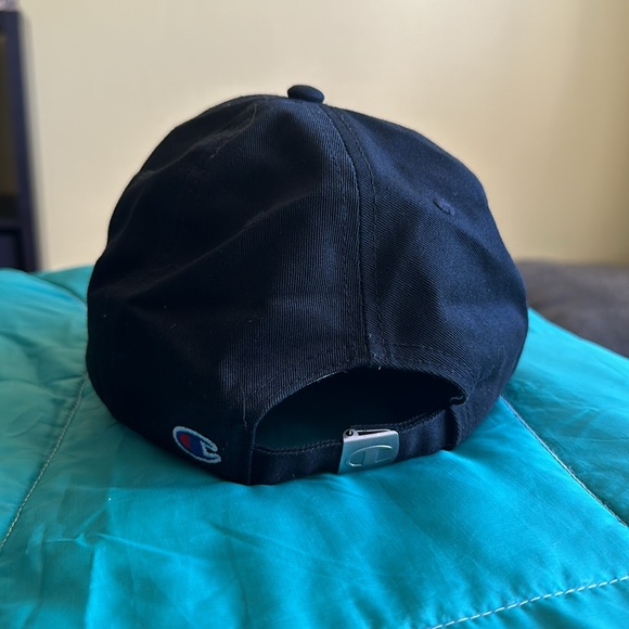 Champion Hat - Picture 2 of 5